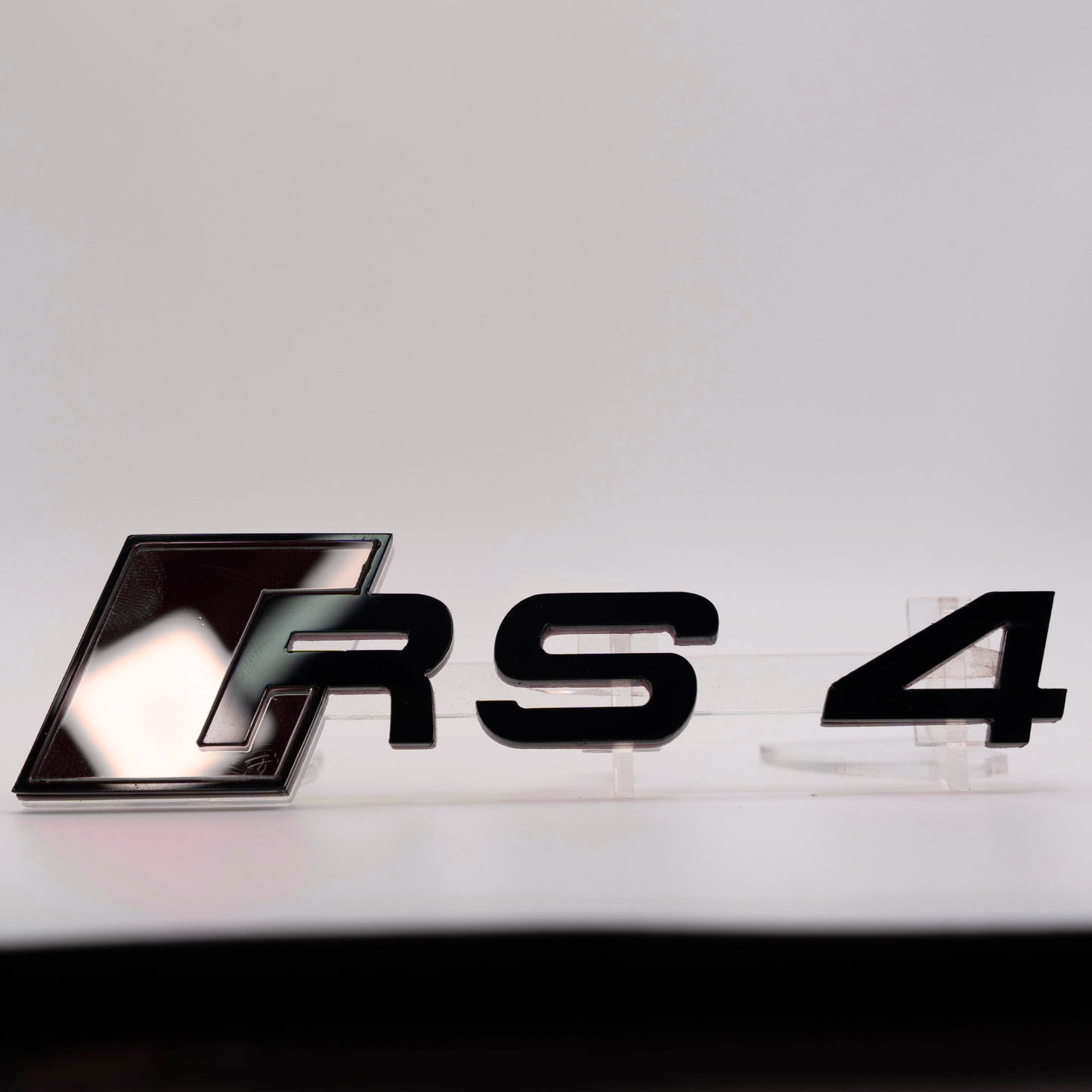 RS 4