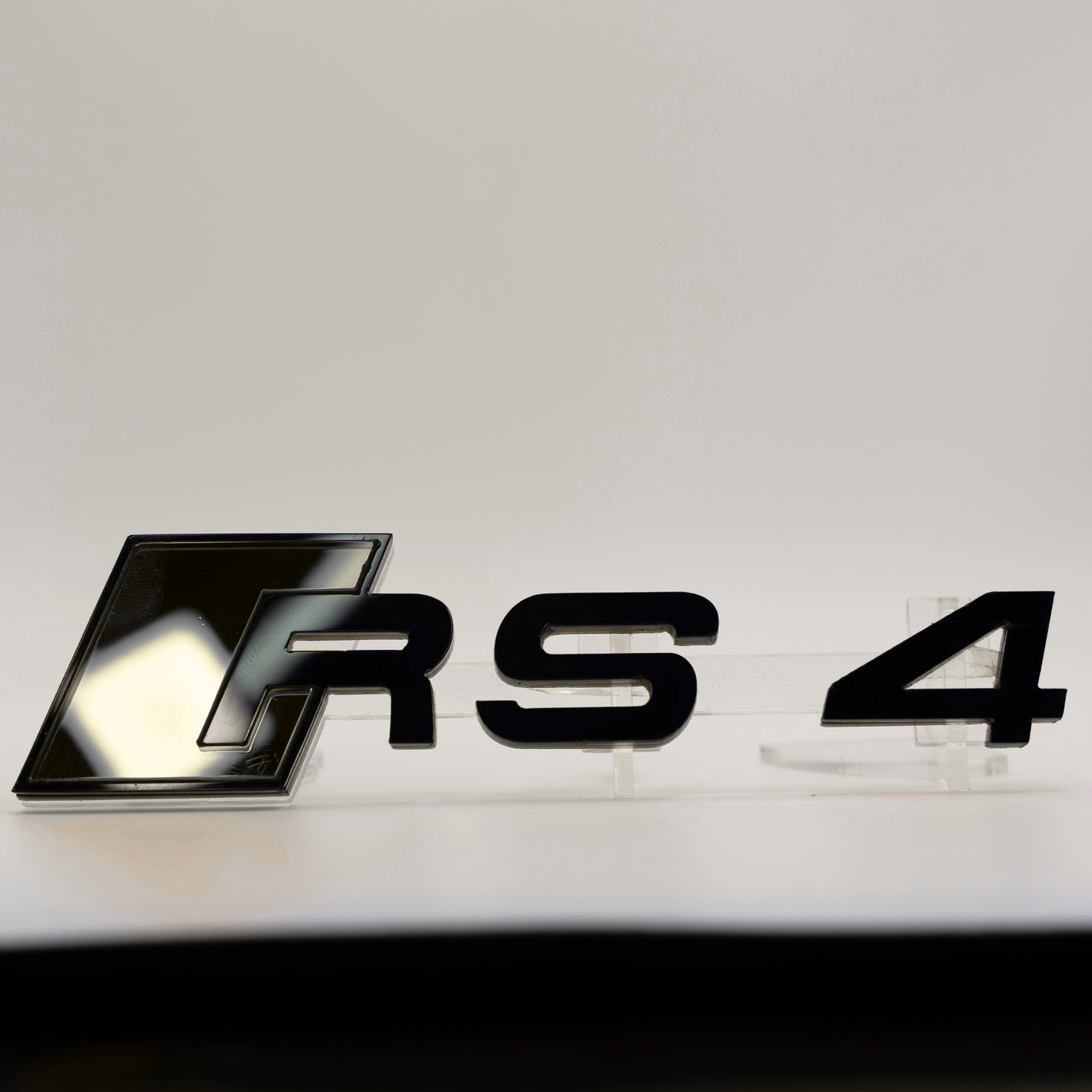 RS 4
