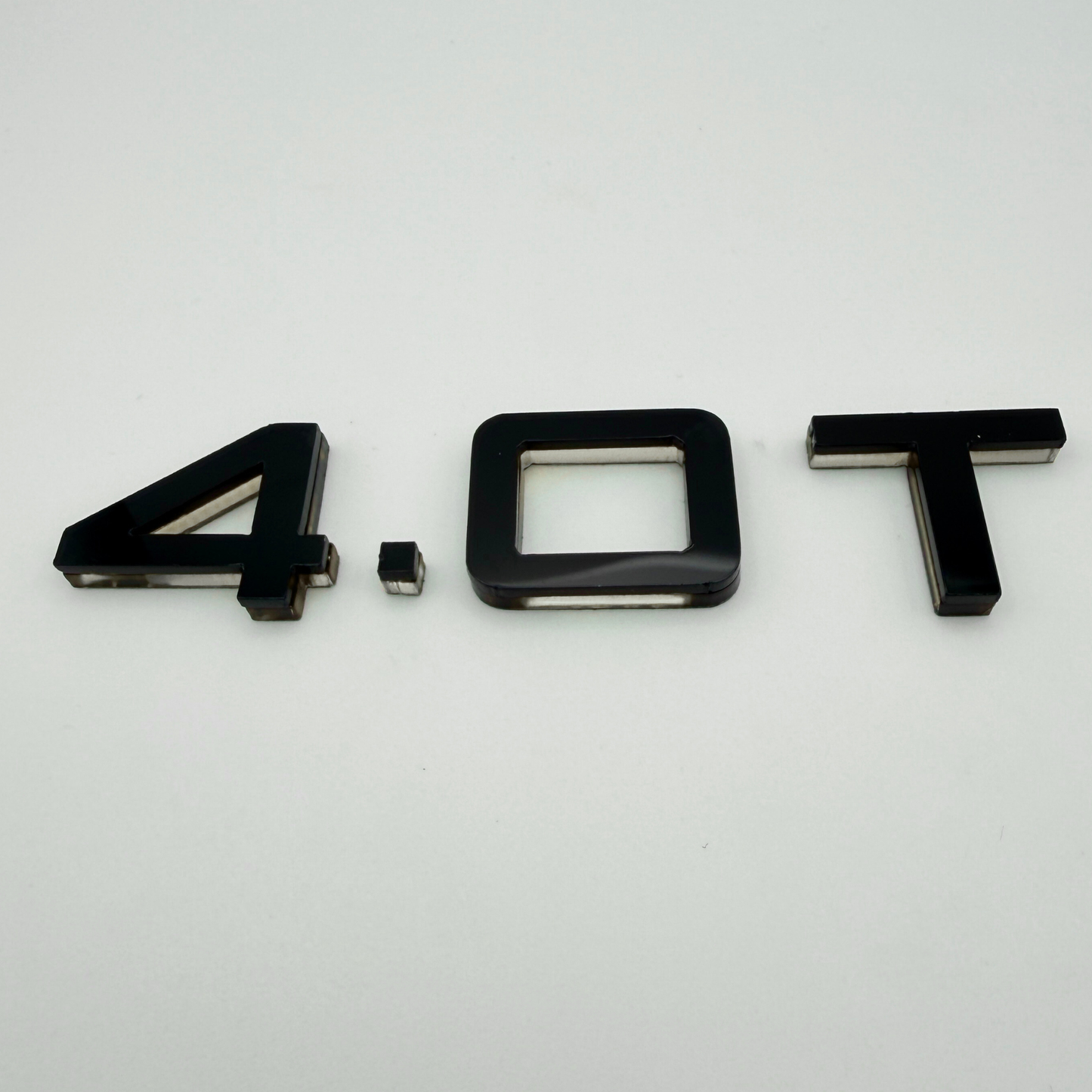 Audi 4.0 T Badge