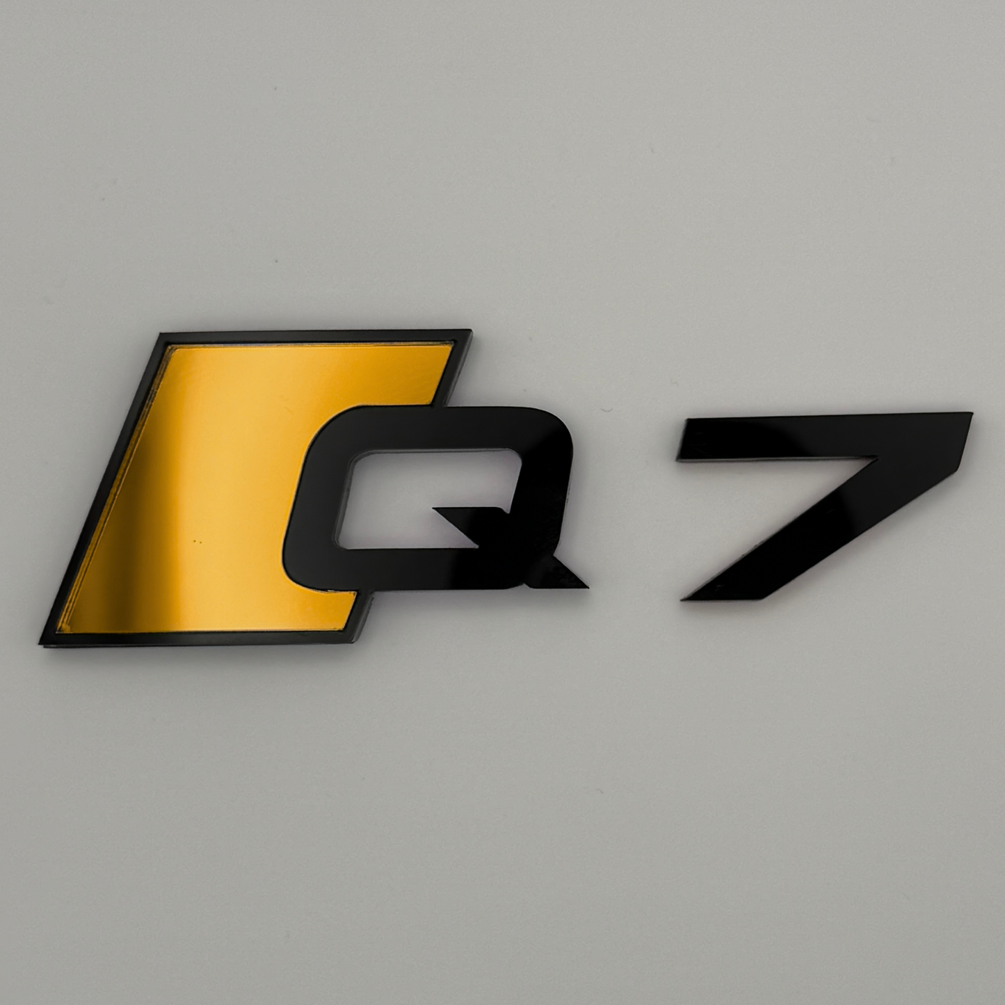 Q7