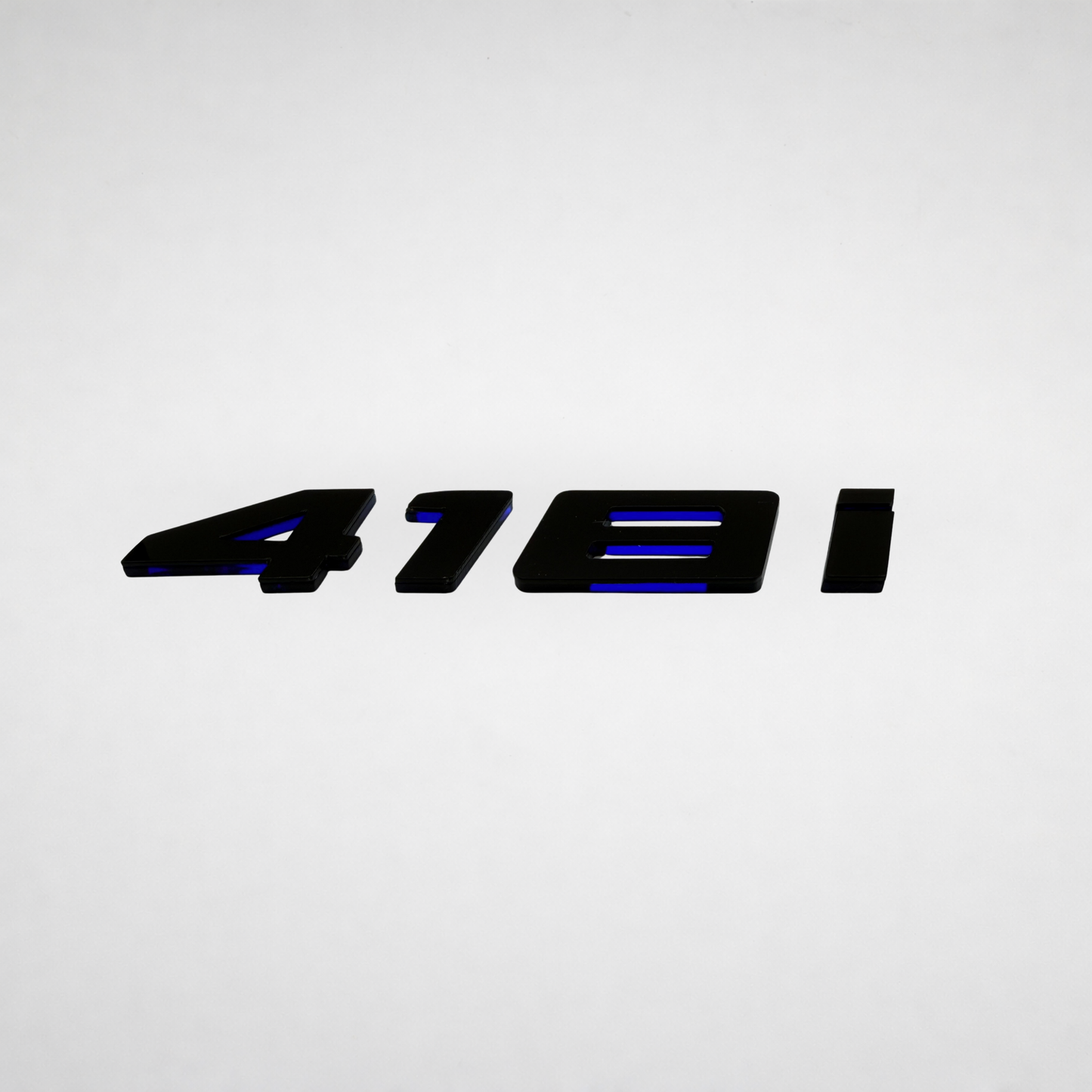 418i BMW Badge