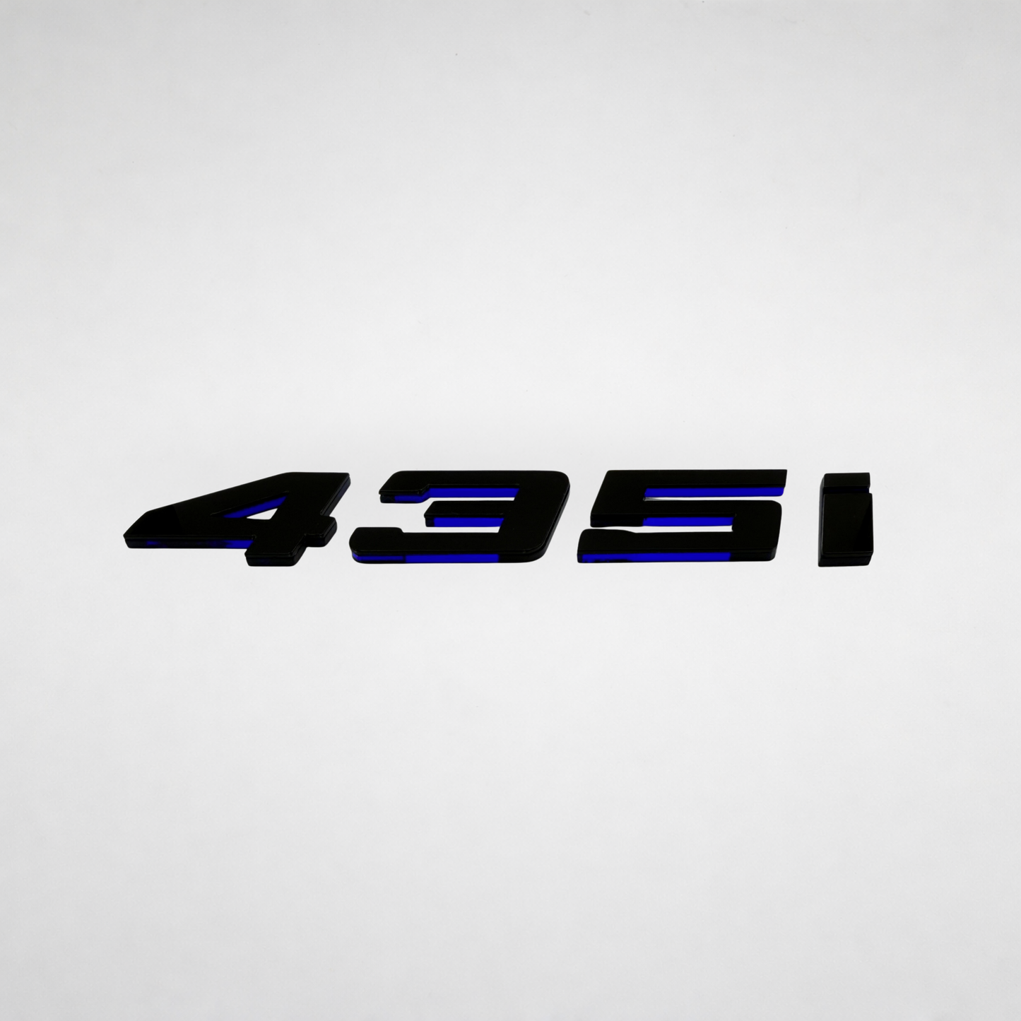 435i BMW Badge