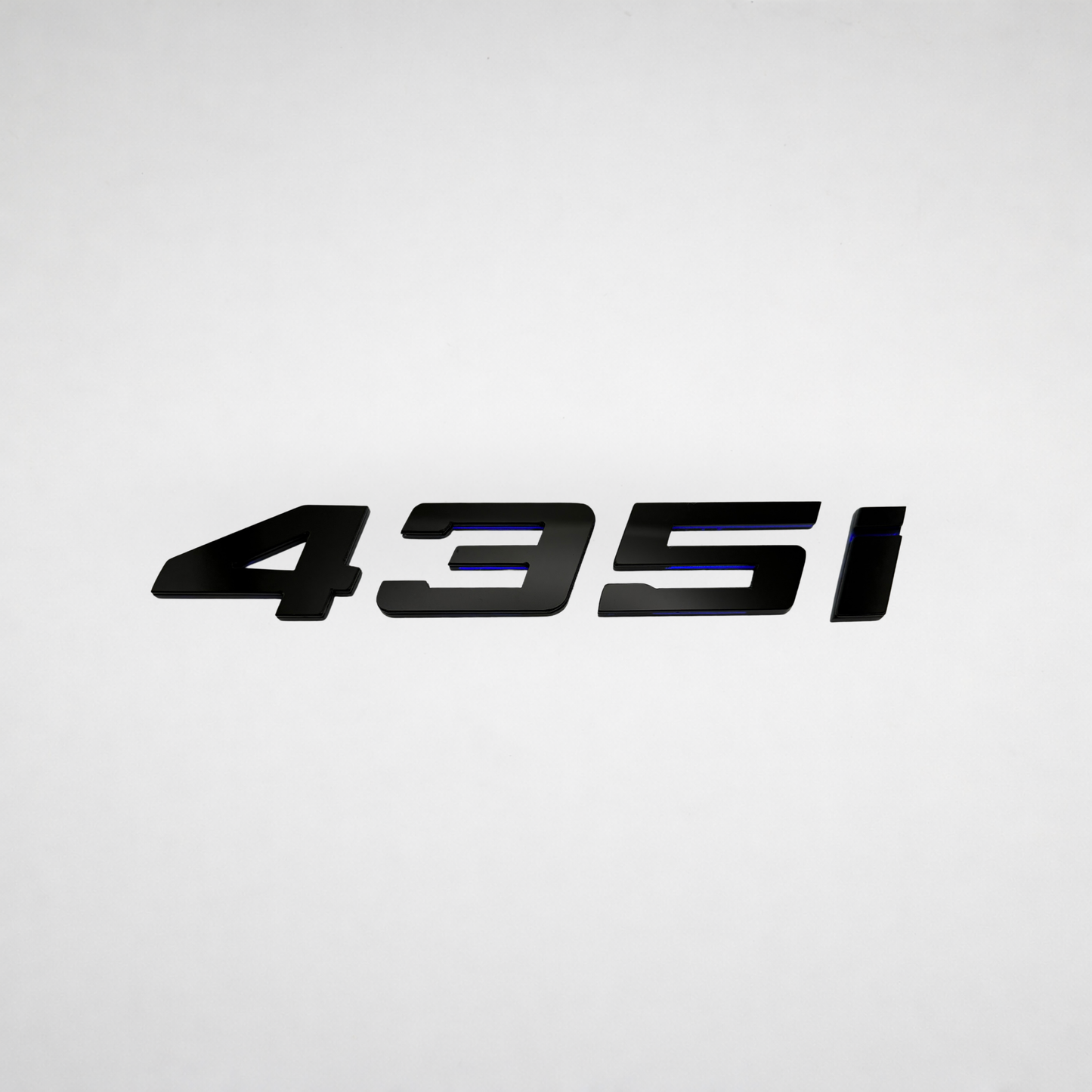 435i BMW Badge
