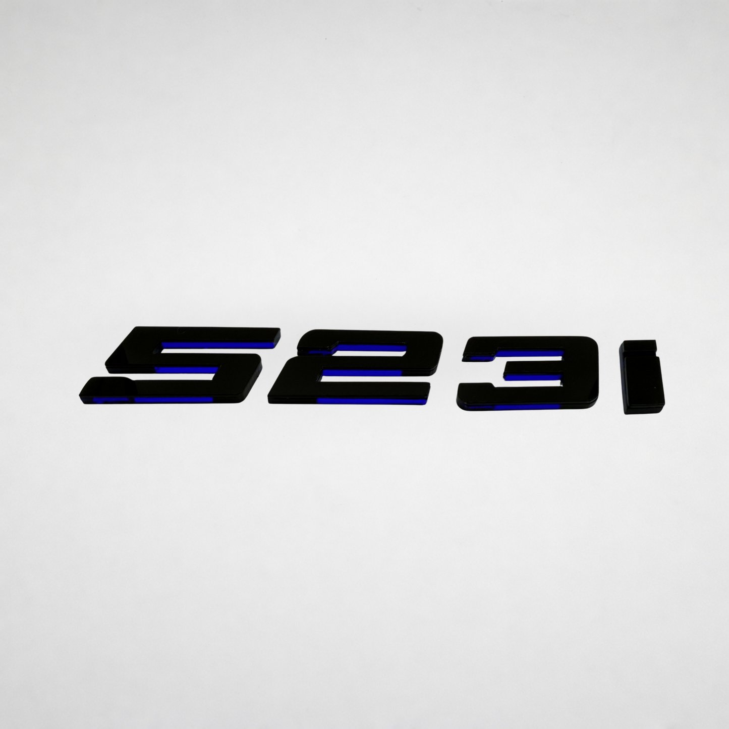 523i BMW Badge