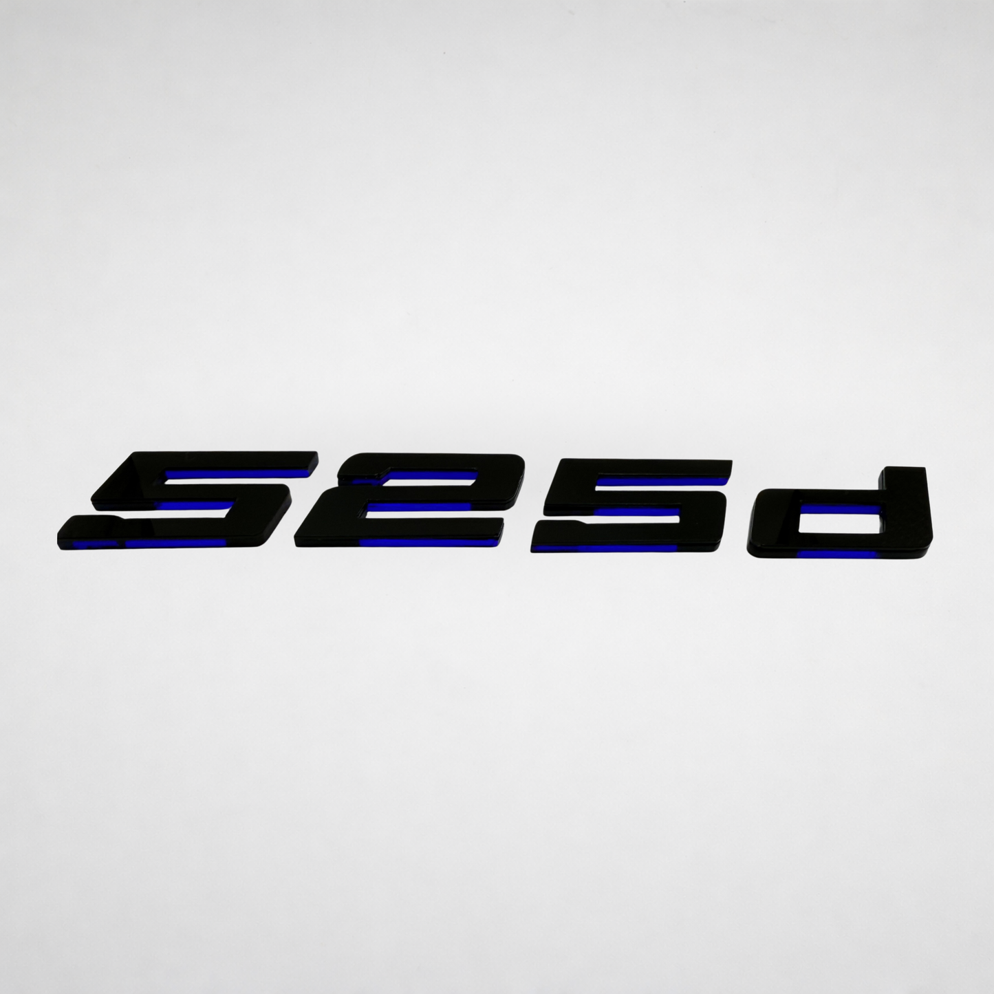 525d BMW Badge