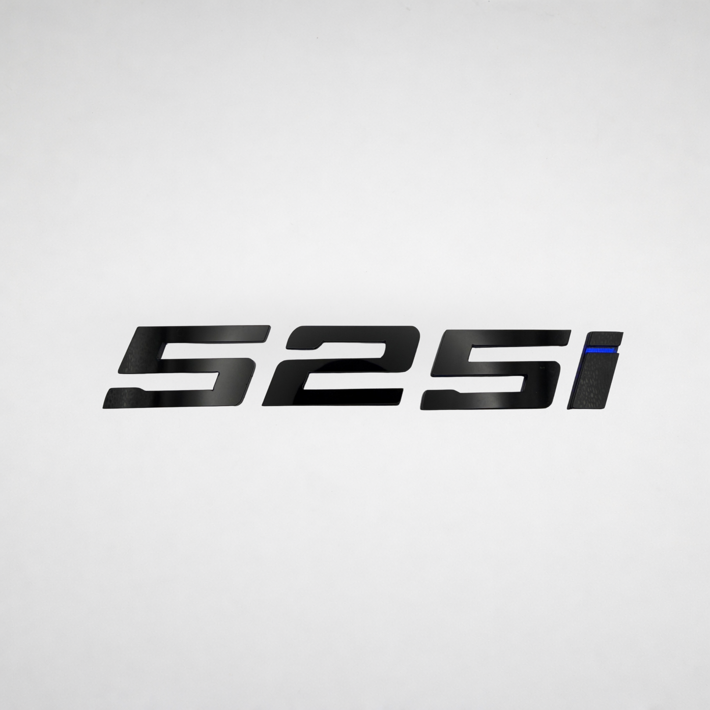 525i BMW Badge
