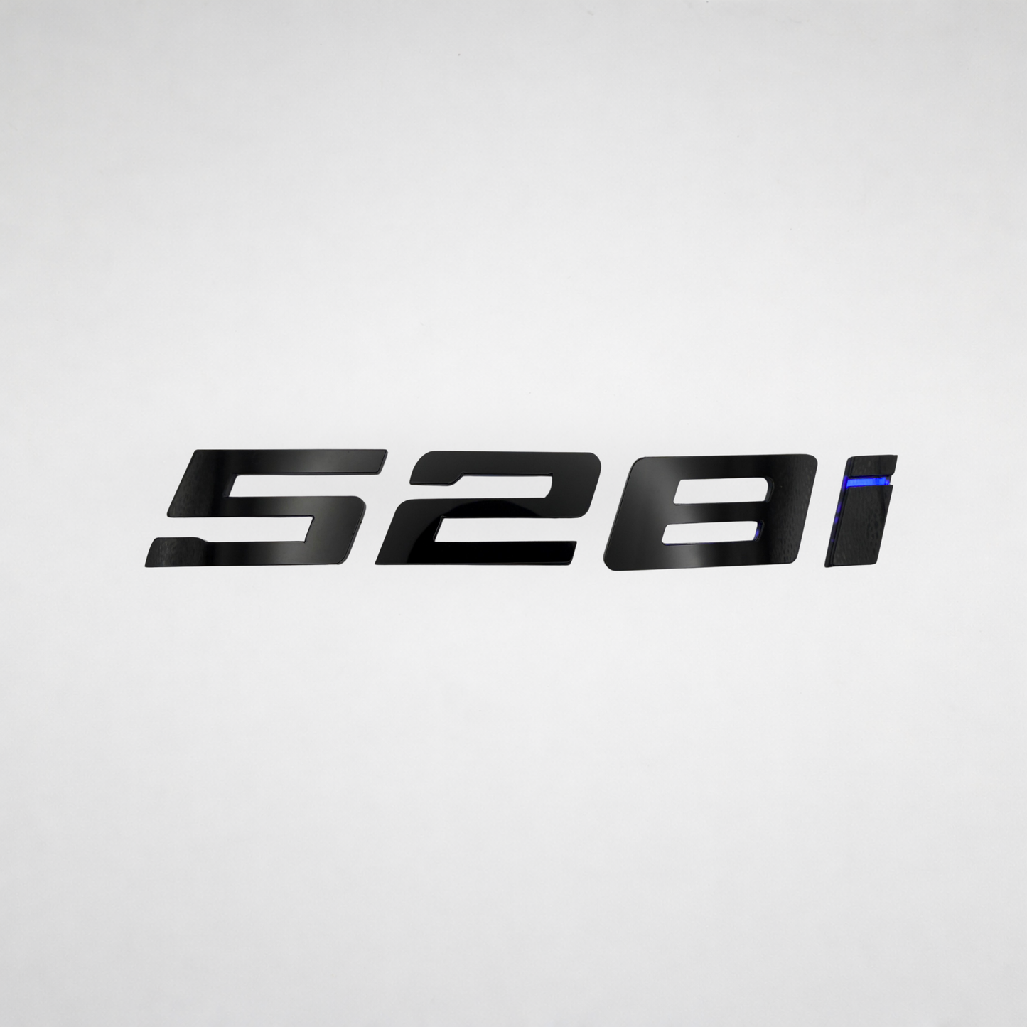 528i BMW Badge