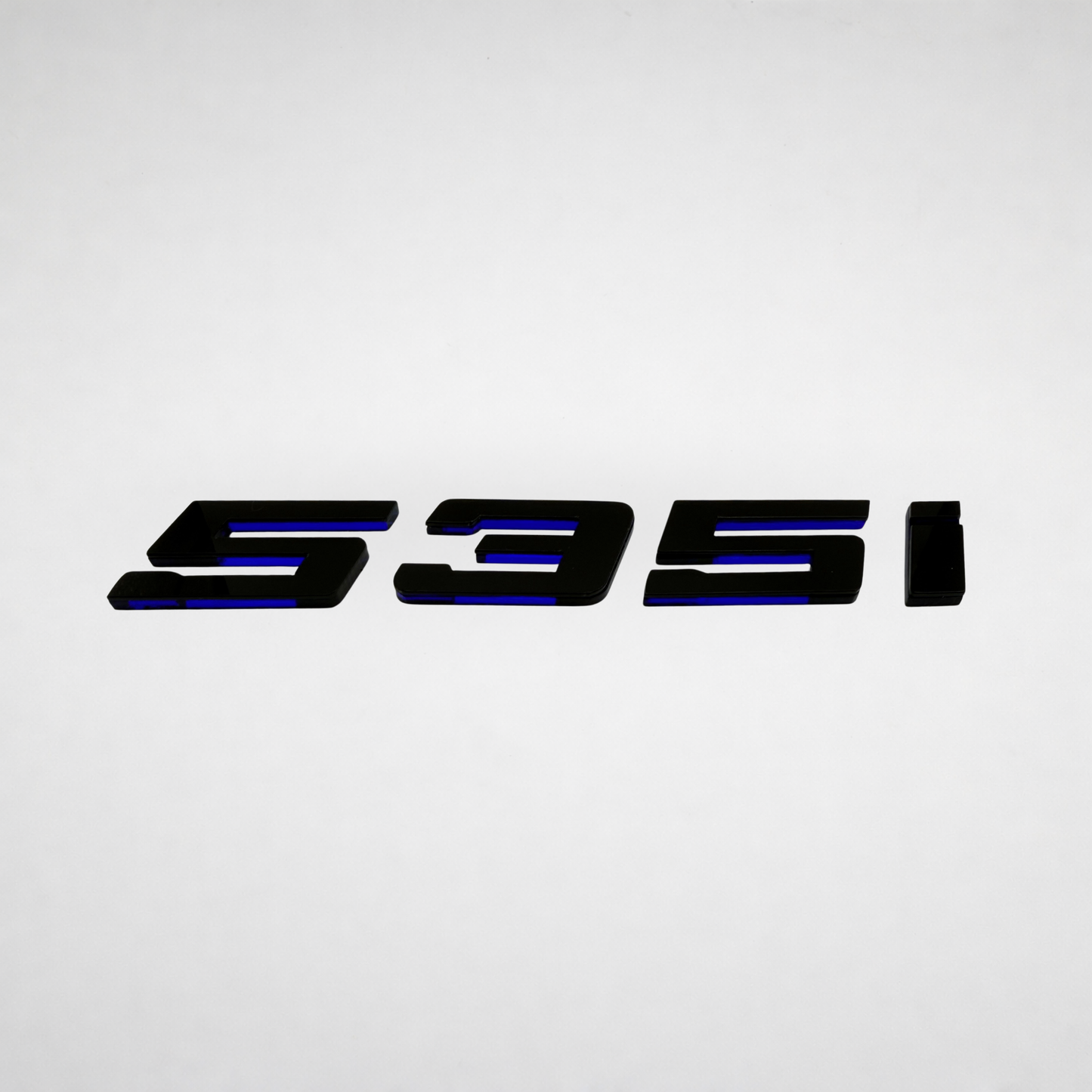 535i BMW Badge