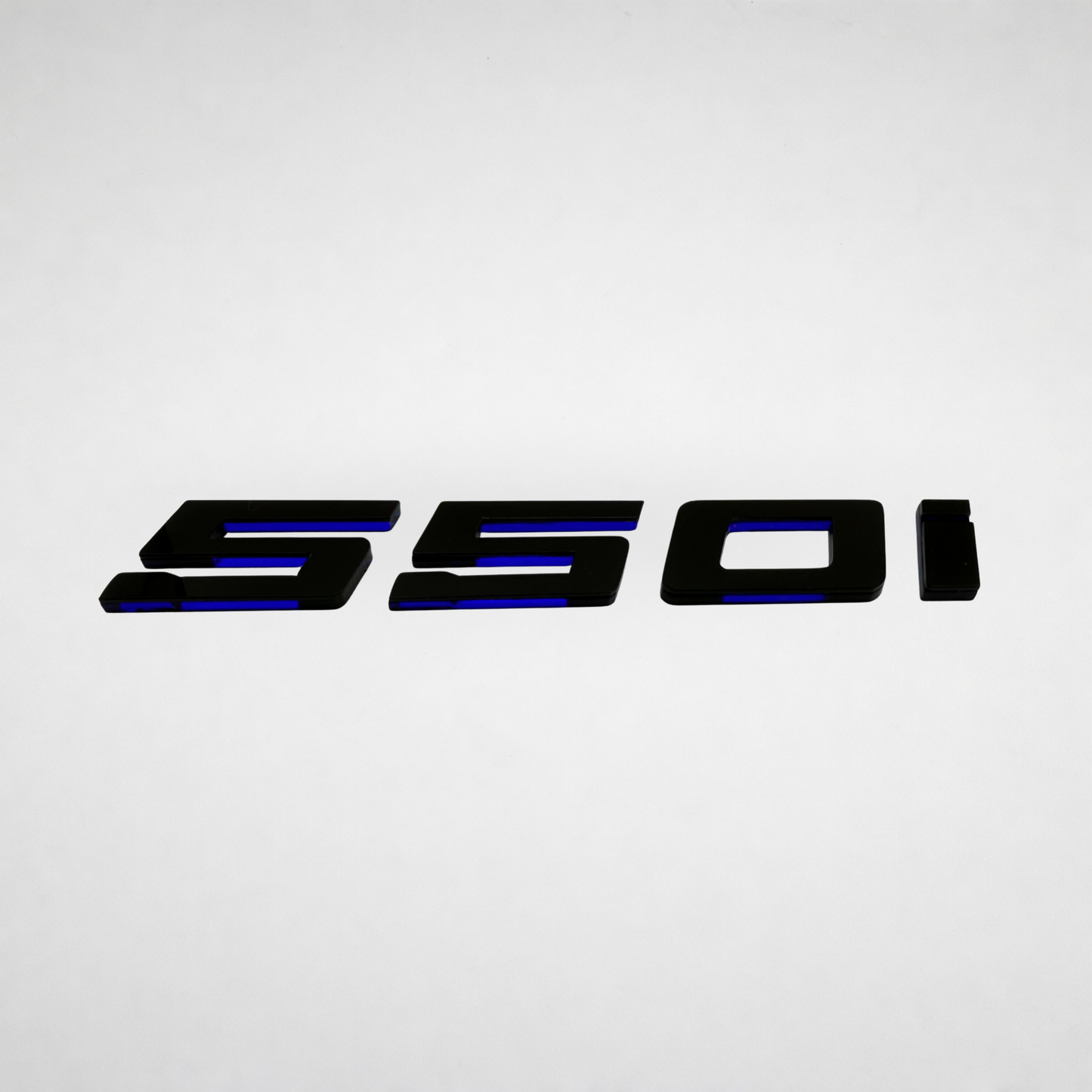 550i BMW Badge