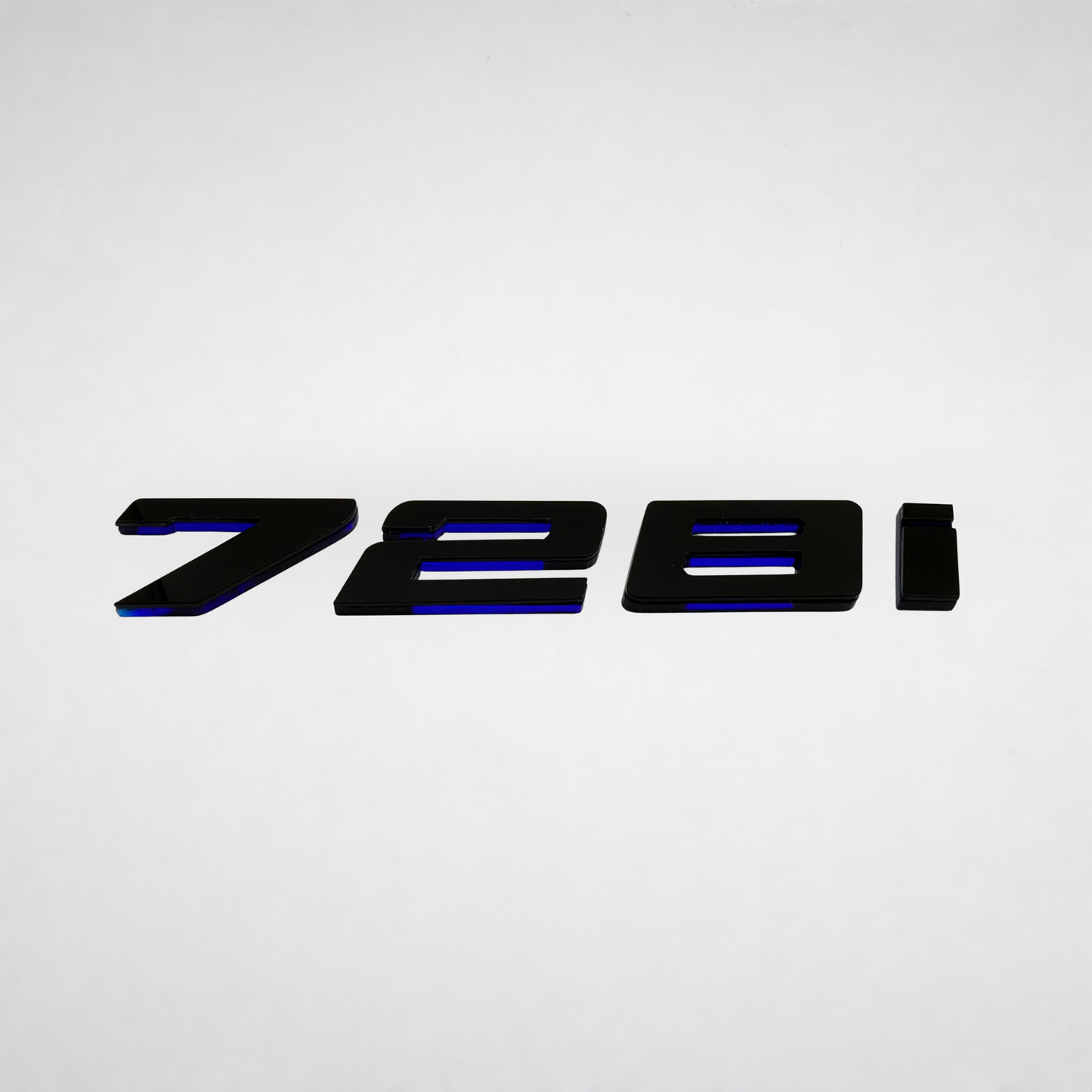 728i BMW Badge