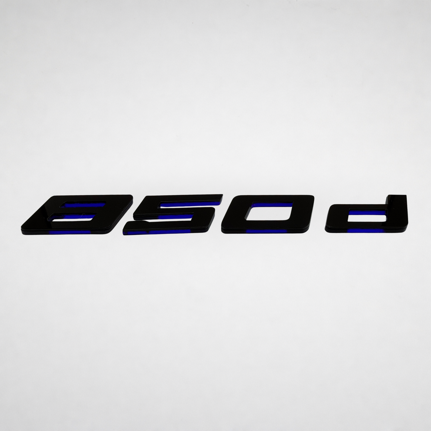 850d BMW Badge