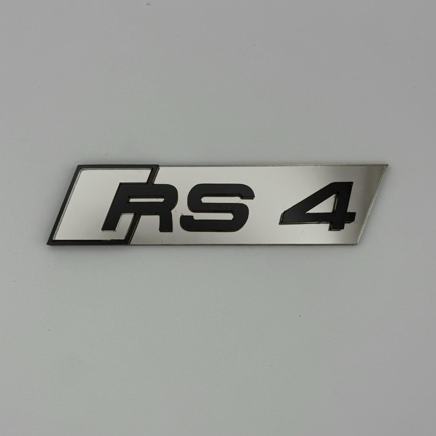 RS 4