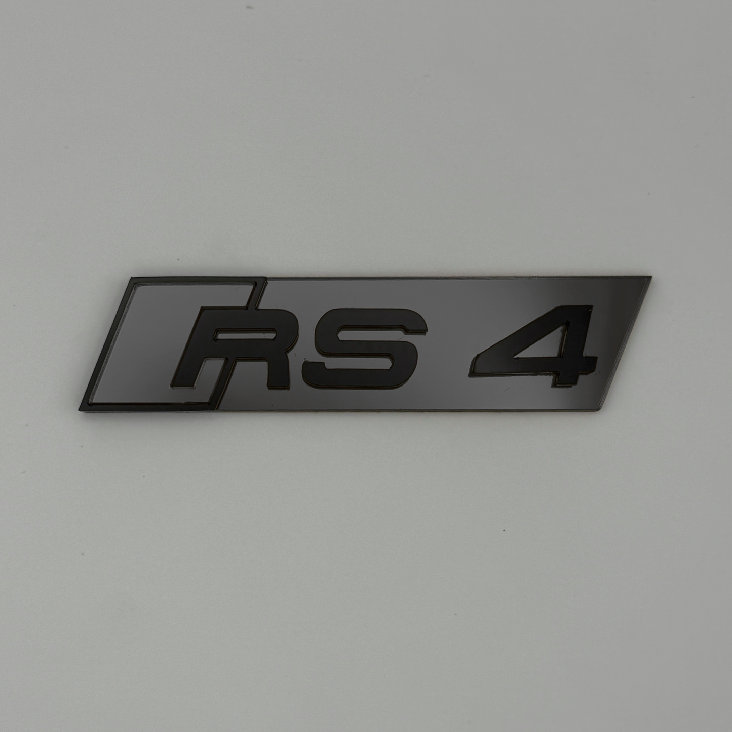 RS 4