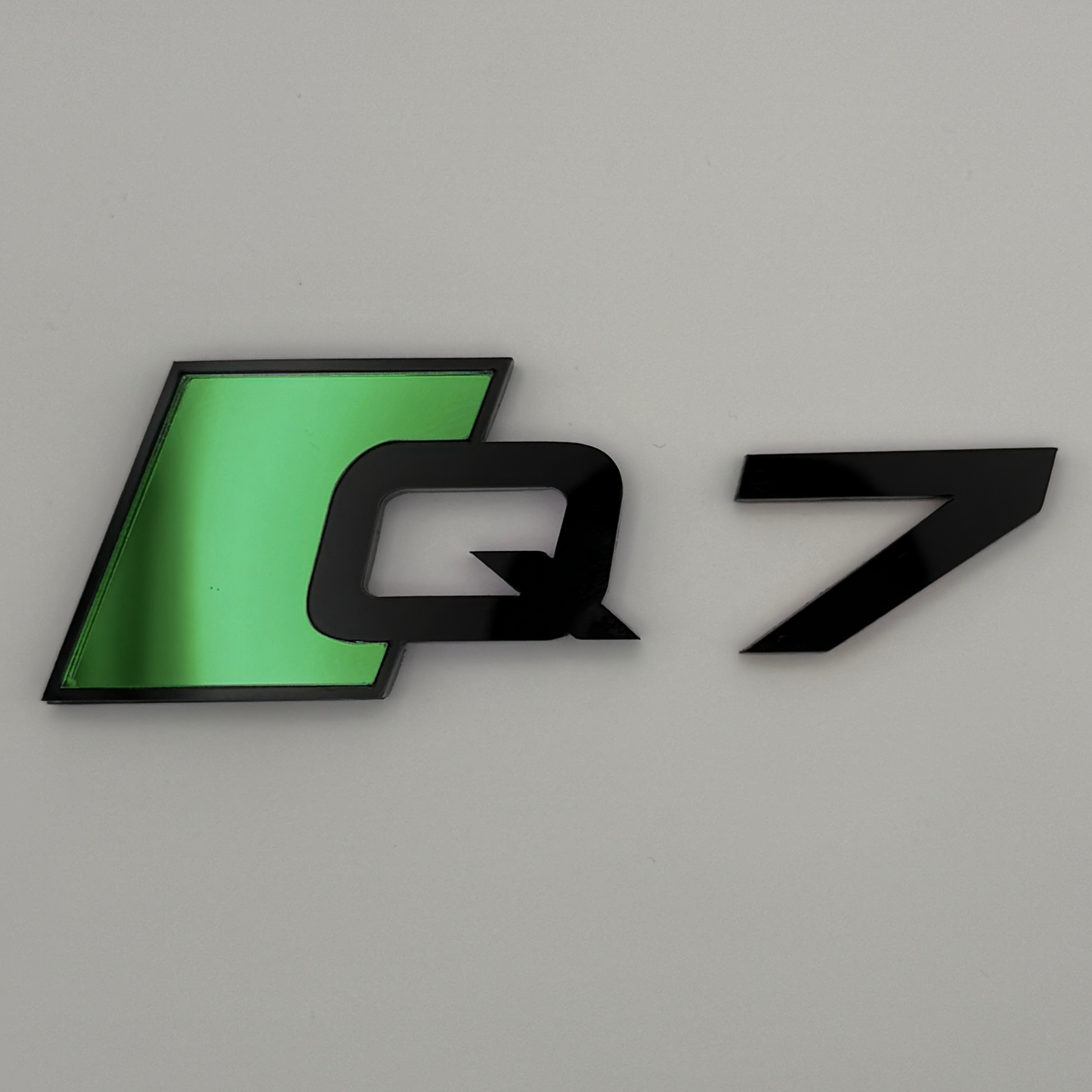 Q7